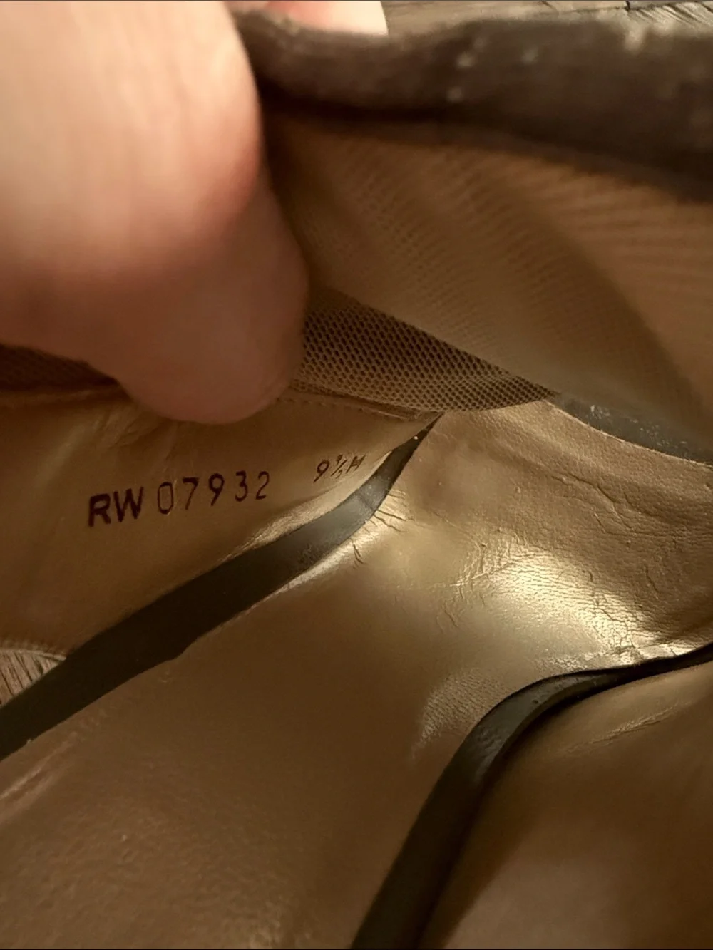 Stuart Weitzman Glover Stretch Wedge Sandals Olive Green Peep Toe Size 9.5